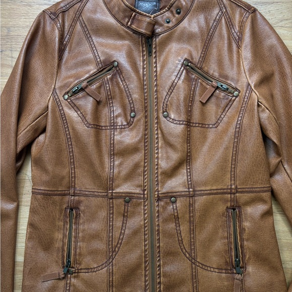 Cute Jacket - Picture 3 of 8